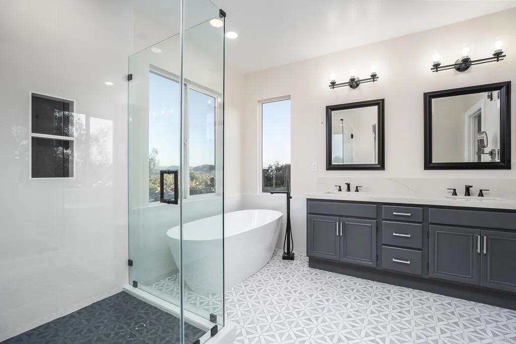 https://cdn.realtyfeed.com/cdn/127/307102136/edfec2512636c7857fb434753cc05e00.webp