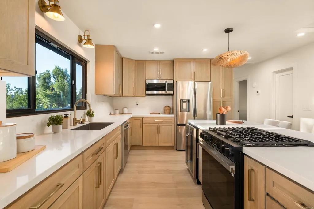 https://cdn.realtyfeed.com/cdn/127/307102206/0e811afd9aa9eabec9629a4ba9944074.webp