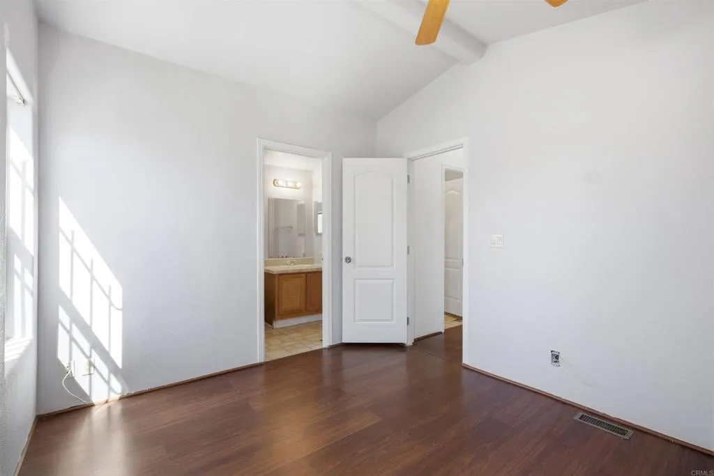https://cdn.realtyfeed.com/cdn/127/307102307/c696d4191243e647045e4dfc13859130.webp