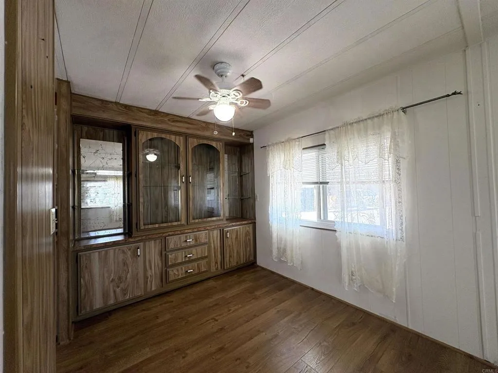 1174 E Main St, #173, El Cajon, CA 92021 1174 E Main St, #173, El Cajon, CA 92021