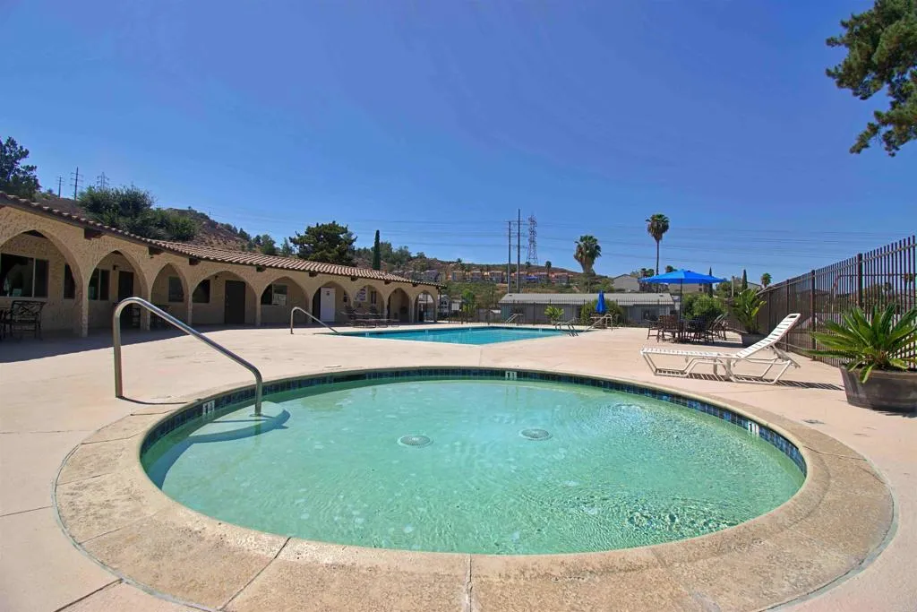 https://cdn.realtyfeed.com/cdn/127/307102376/77b914dacbd783ba6cee9a3af5e1d799.webp