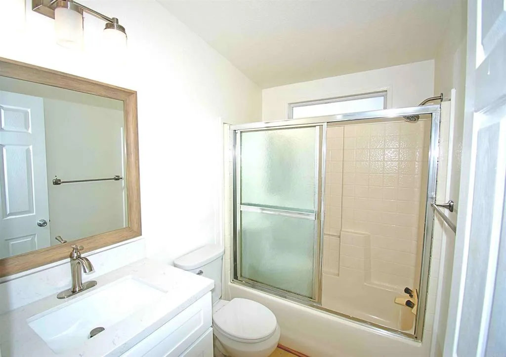 https://cdn.realtyfeed.com/cdn/127/307102376/befeb06073b5b5d495cf4c72e1ce90b5.webp
