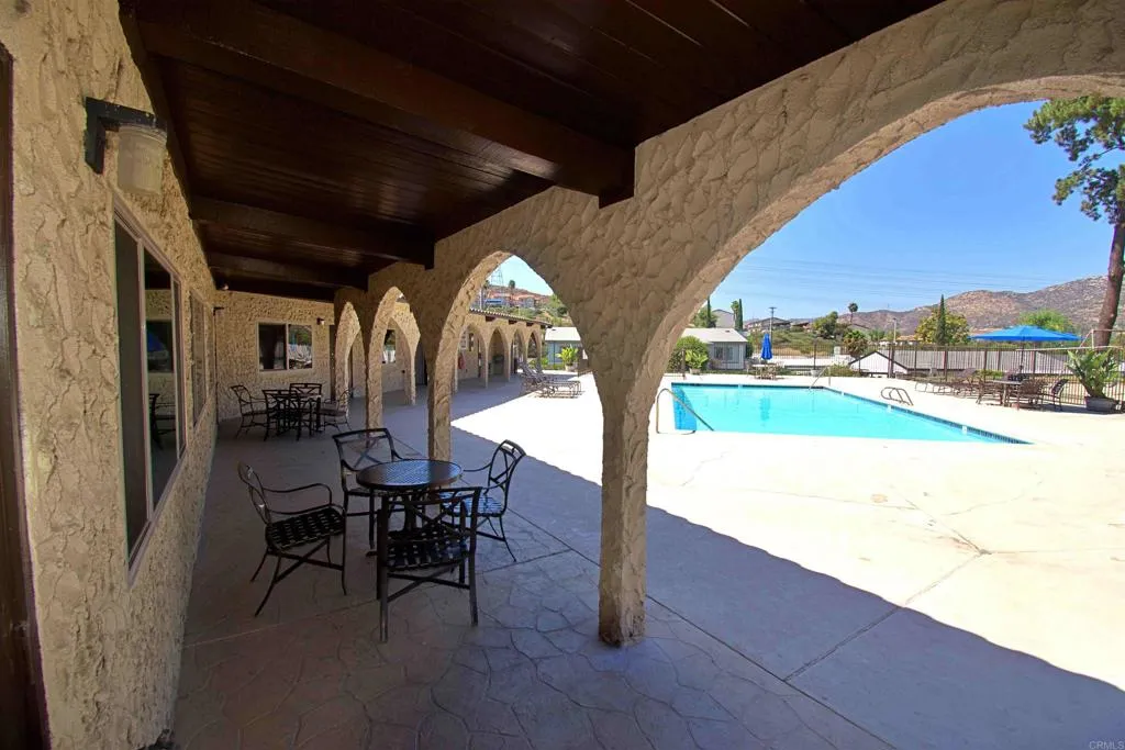 https://cdn.realtyfeed.com/cdn/127/307102376/dd1efa3f637e4e05c32acc2e27e6ac40.webp
