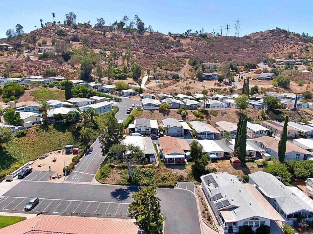 https://cdn.realtyfeed.com/cdn/127/307102376/f21428e87cbd420a1455eb7f1b207eb8.webp
