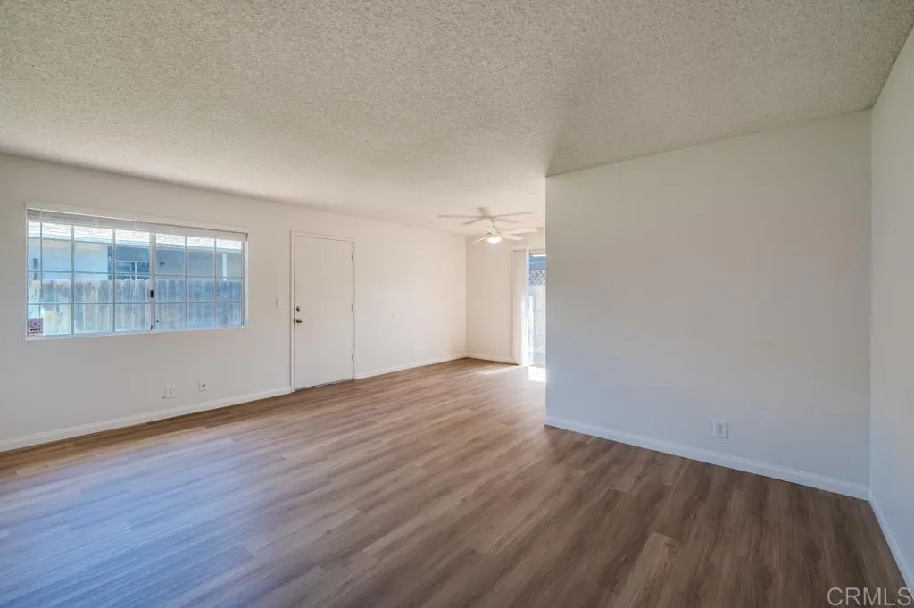 https://cdn.realtyfeed.com/cdn/127/307102389/89d2da6da30ff4f3598084d784cc9f29.webp