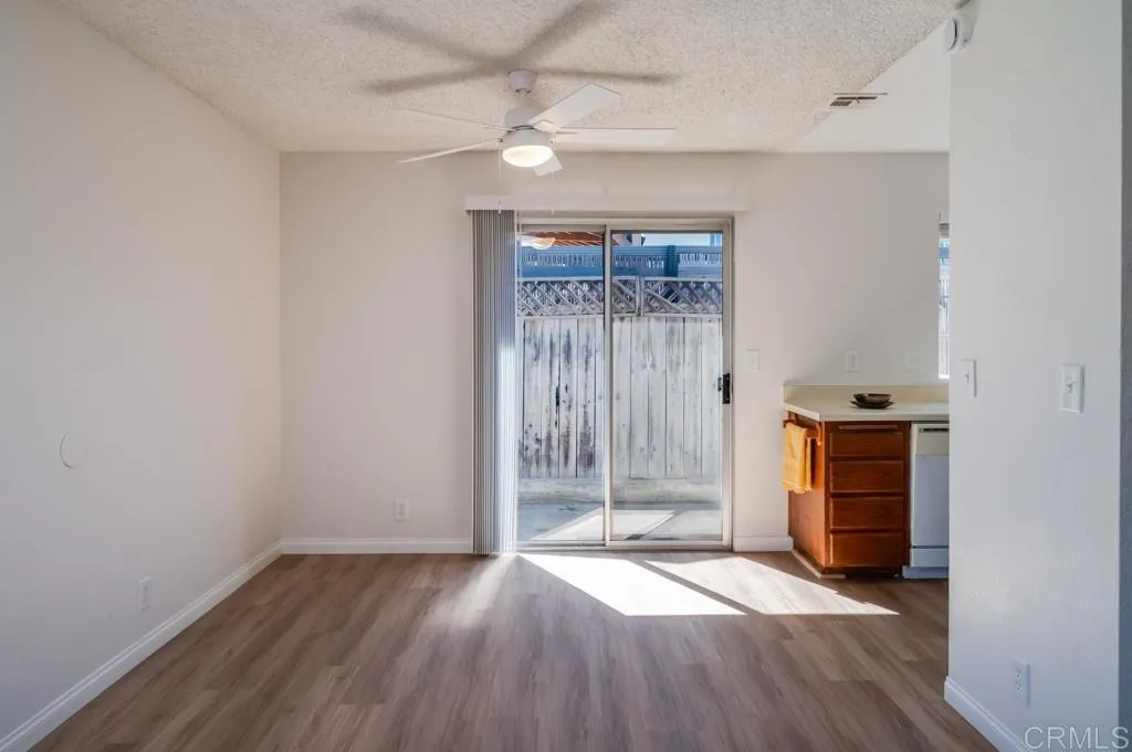 https://cdn.realtyfeed.com/cdn/127/307102389/ee22617e43038cac44323753155eab2d.webp