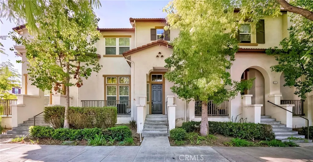 Fullerton, CA 92833