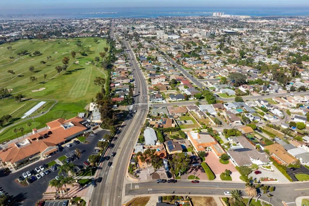 881 First Avenue, Chula Vista, CA 91911