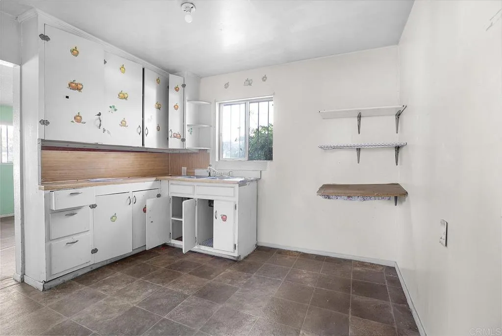 1671 Donax Avenue, San Diego, CA 92154