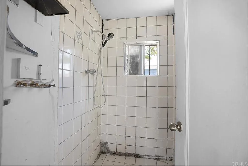 1671-73 Donax Avenue, San Diego, CA 92154