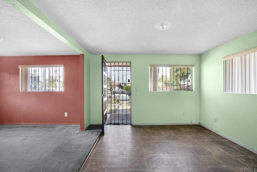 1671-73 Donax Avenue, San Diego, CA 92154