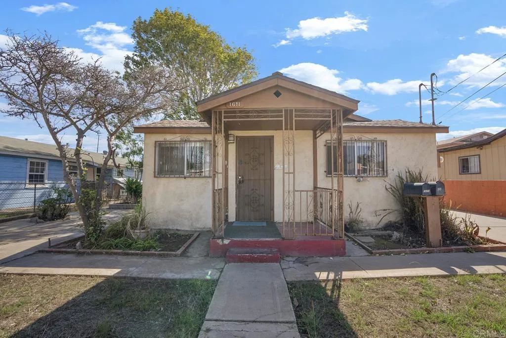 1671-73 Donax Avenue, San Diego, CA 92154