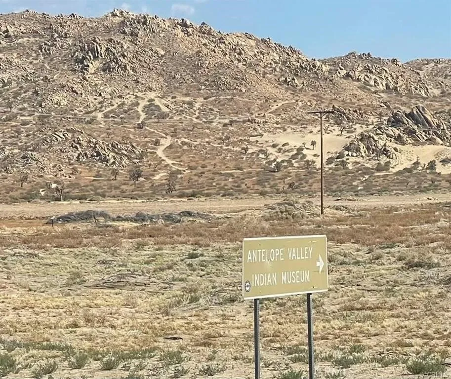 Lancaster, CA 93535