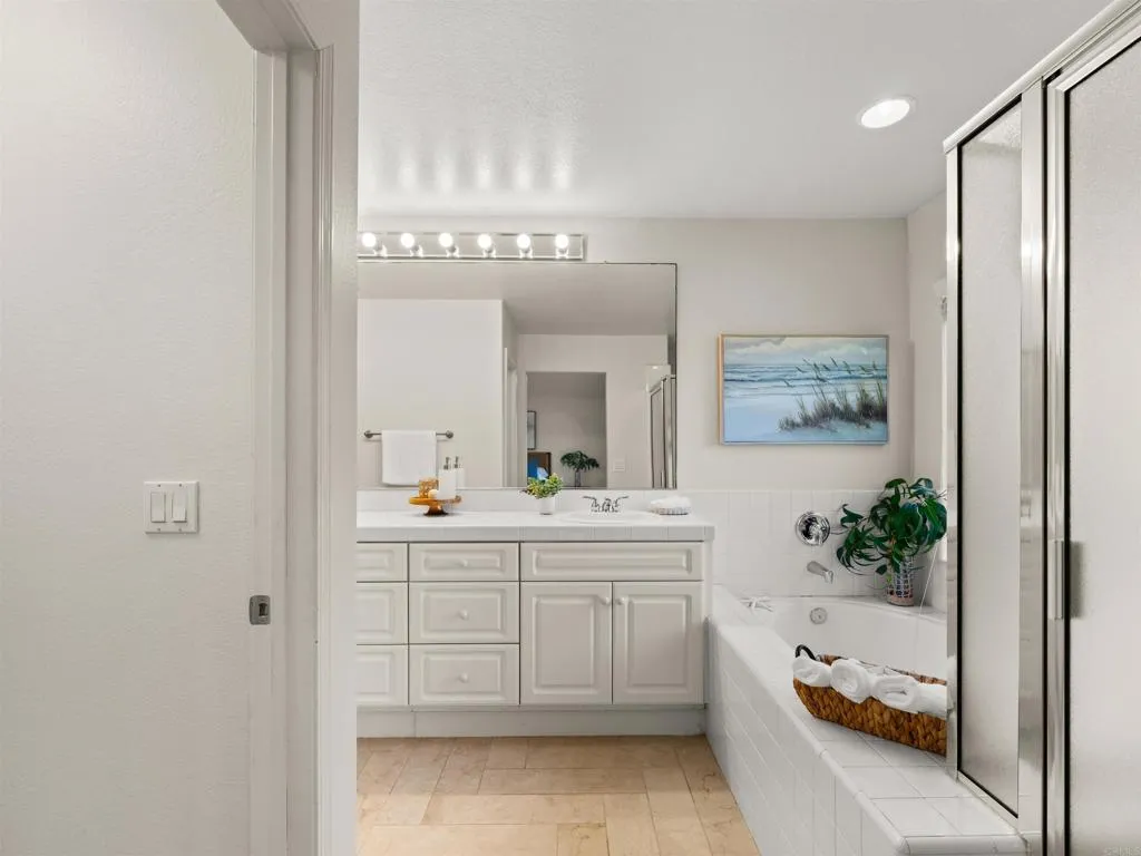 5572 Foxtail Loop, Carlsbad, CA 92010