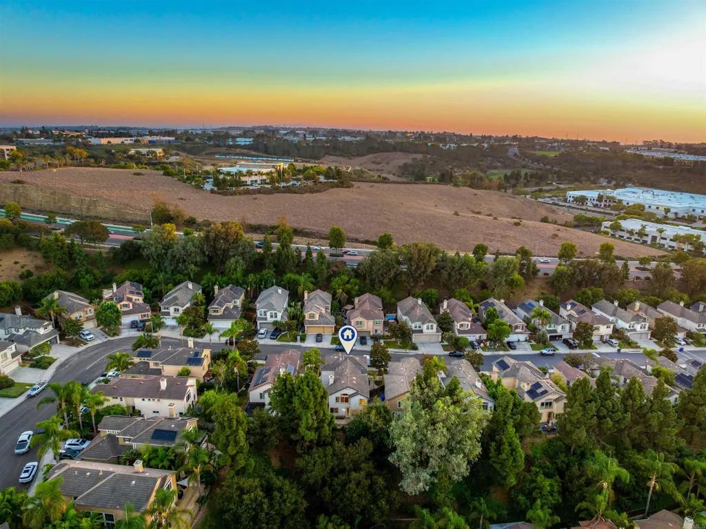 5572 Foxtail Loop, Carlsbad, CA 92010