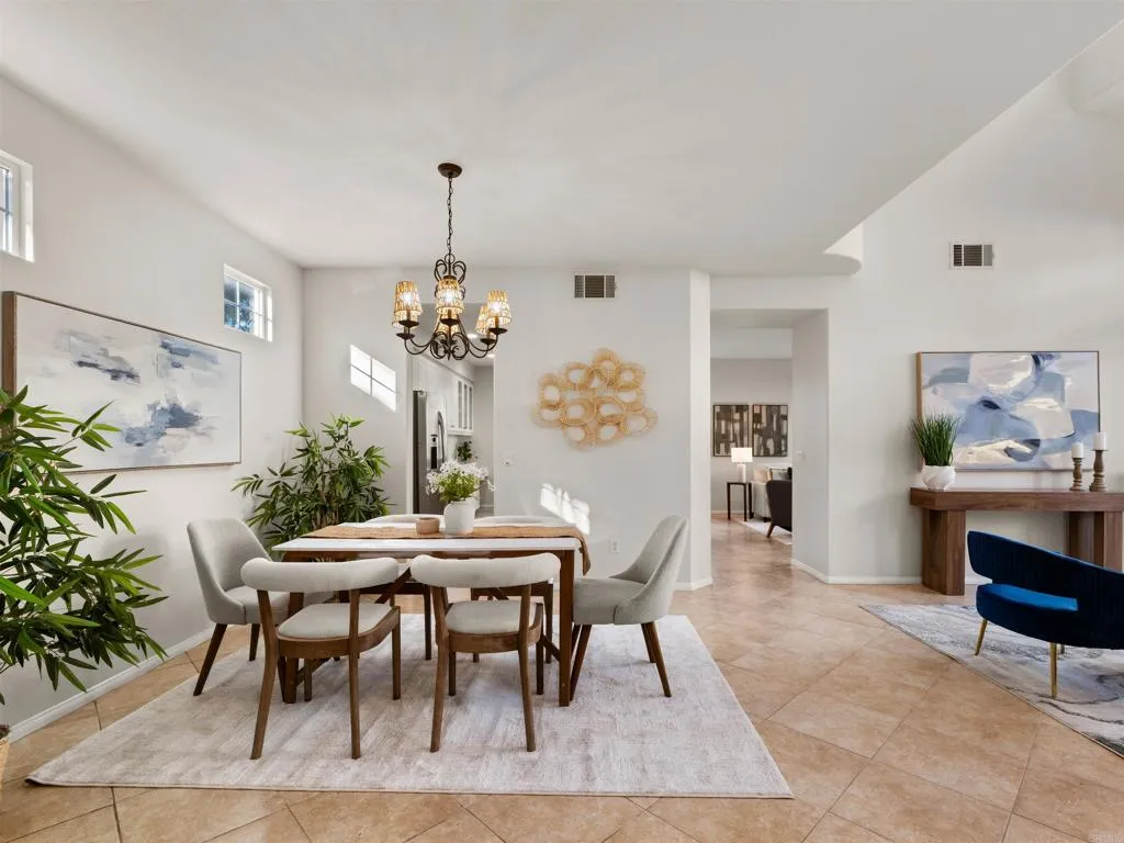 5572 Foxtail Loop, Carlsbad, CA 92010