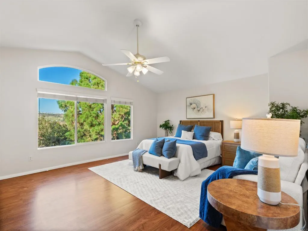 5572 Foxtail Loop, Carlsbad, CA 92010