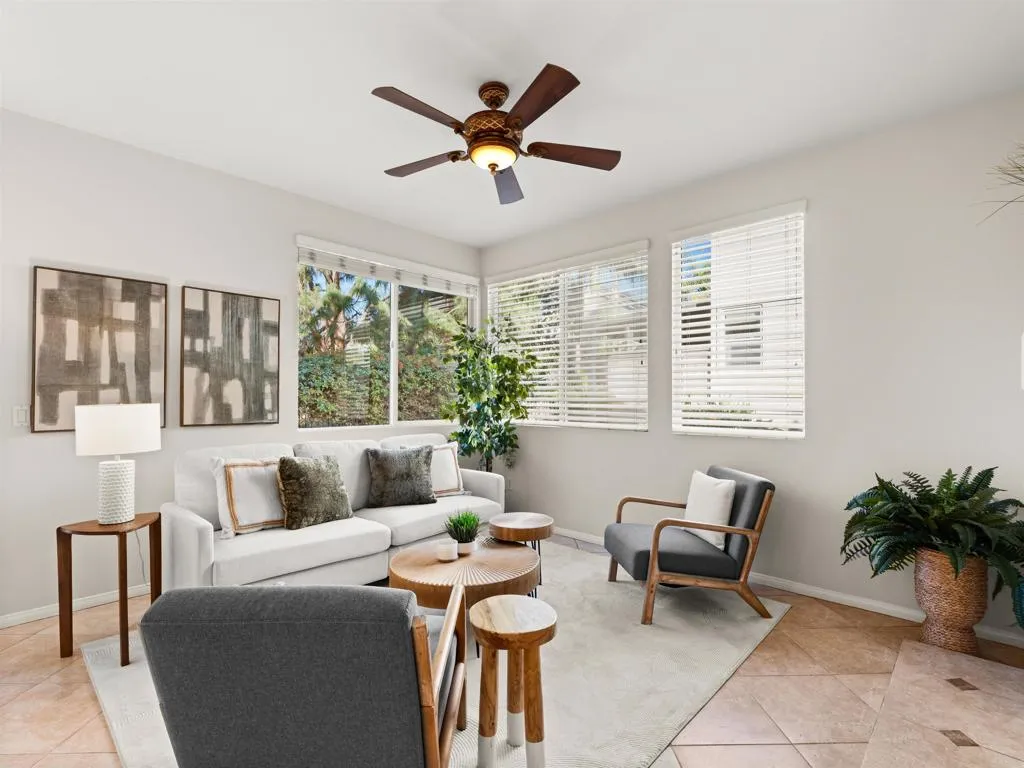 5572 Foxtail Loop, Carlsbad, CA 92010