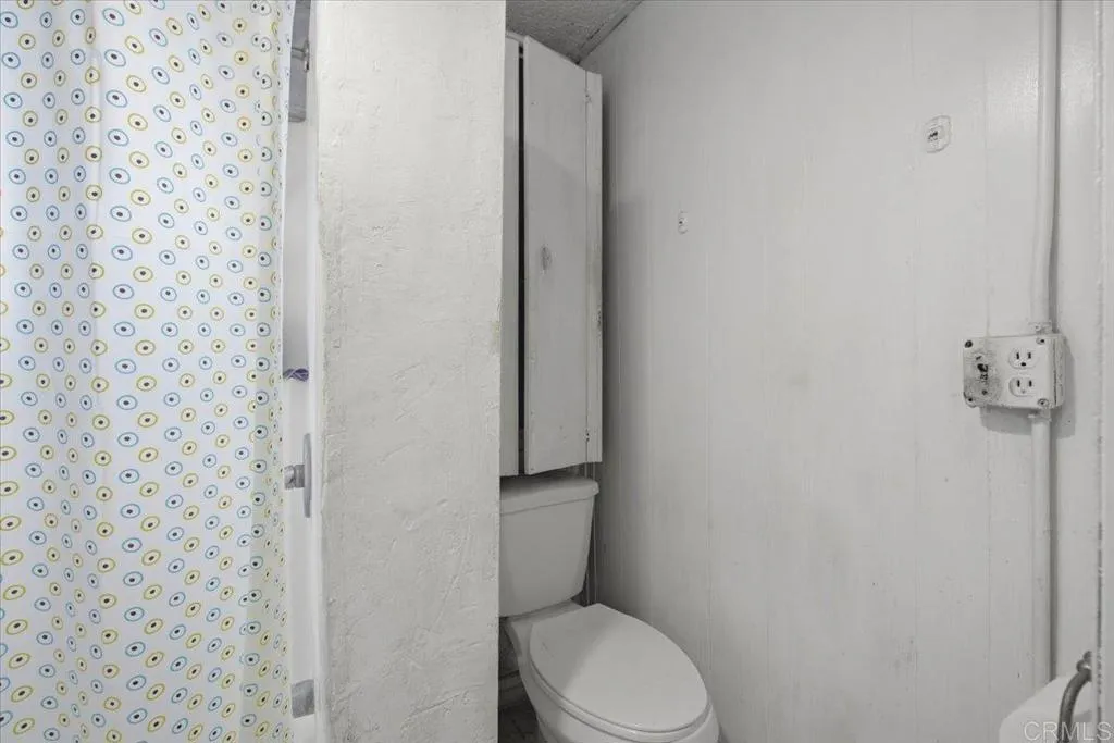 2415 Van Ness Avenue, National City, CA 91950