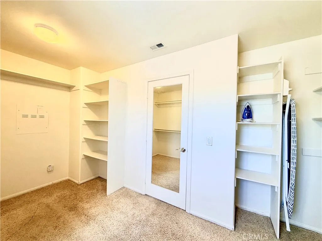 https://cdn.realtyfeed.com/cdn/127/307102806/8f1e3c2bbea1846d6eed895a71fdbcc2.webp