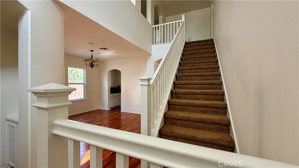 https://cdn.realtyfeed.com/cdn/127/307102806/d3a359e96ac8a7561325fefdfd731ca8.webp