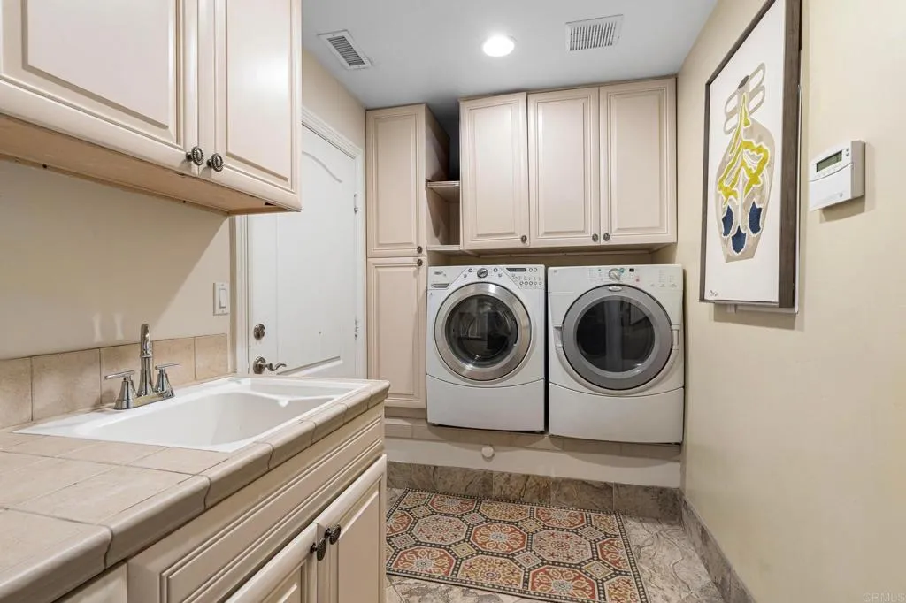 781 Joy Court, San Marcos, CA 92078