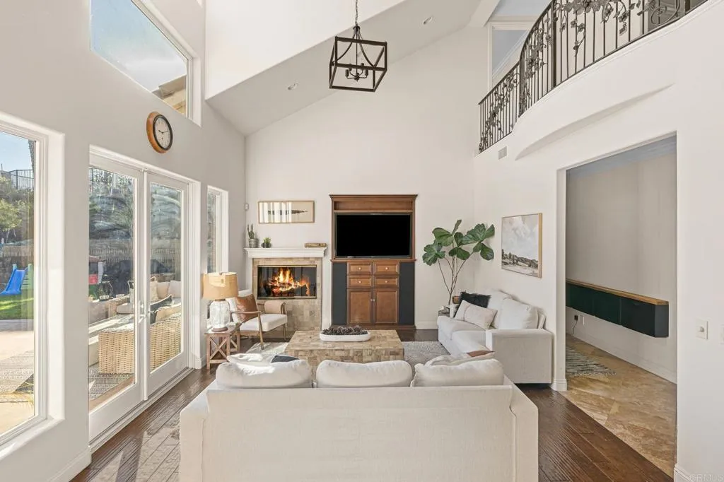 781 Joy Court, San Marcos, CA 92078