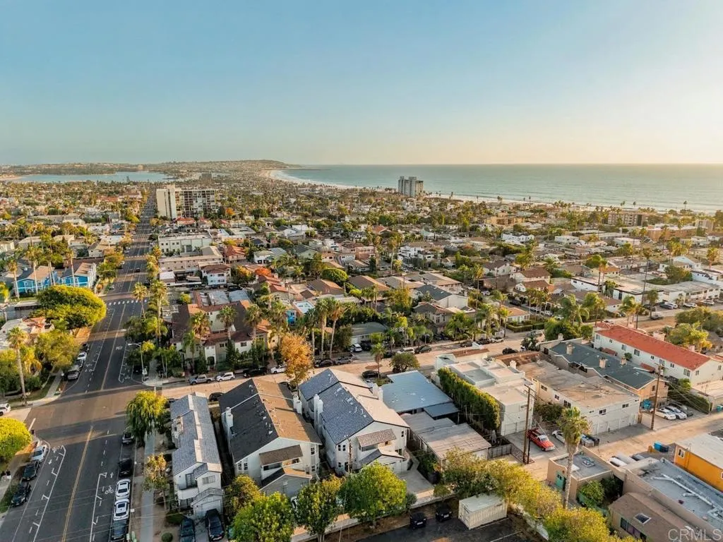 https://cdn.realtyfeed.com/cdn/127/307102856/4a1373c87e59ab1bc51db438cffc67fe.webp