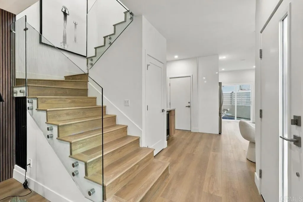 https://cdn.realtyfeed.com/cdn/127/307102856/630657fabe01c3eba39b14745cb313d2.webp