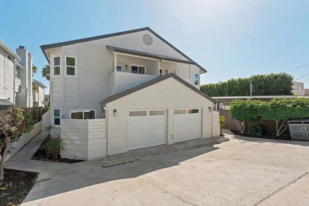 https://cdn.realtyfeed.com/cdn/127/307102856/7240a70613bfd8c8f6ee9f651b7af282.webp