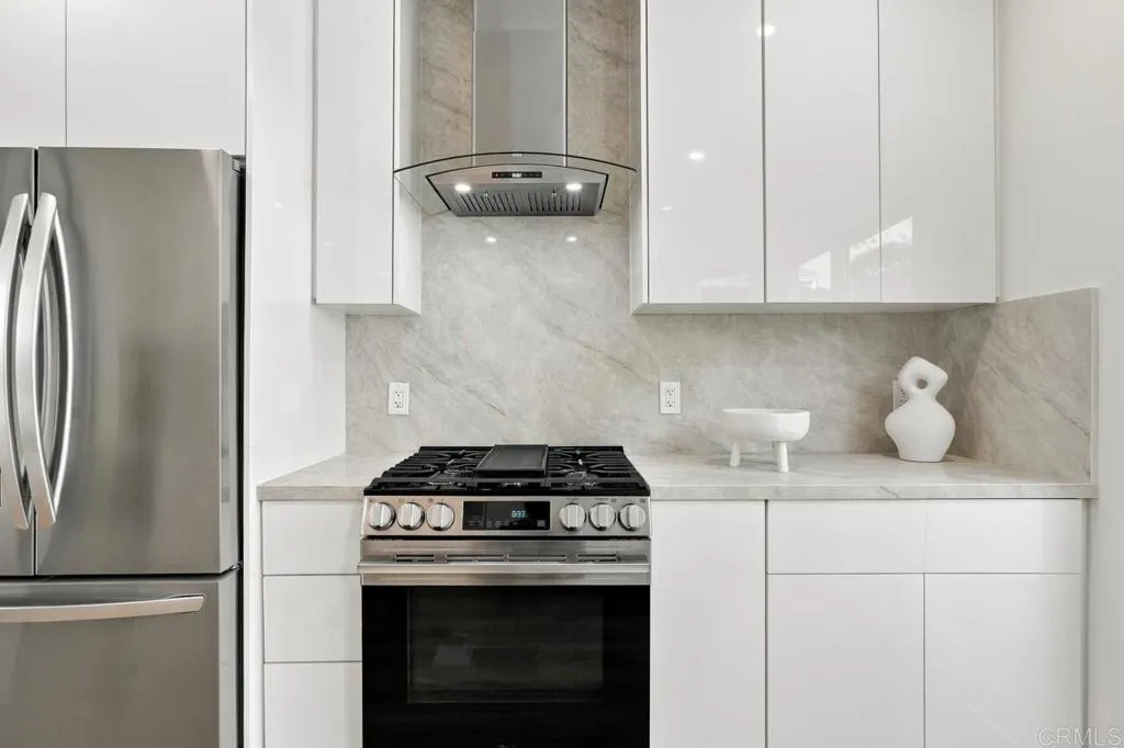 https://cdn.realtyfeed.com/cdn/127/307102856/baa60e5763ee4c70464adf9db3101689.webp