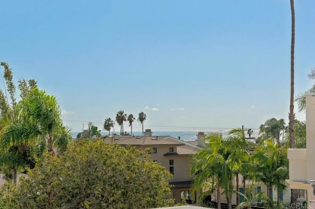 https://cdn.realtyfeed.com/cdn/127/307102857/647d4e8e8c4b6e1b4bd079205463c94e.webp