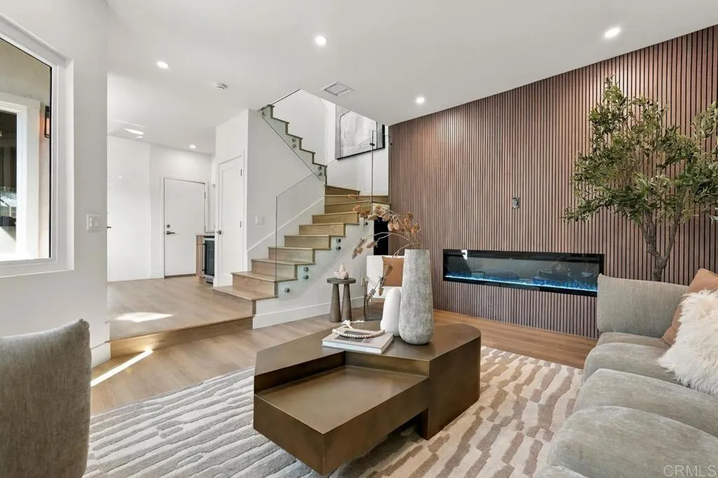 https://cdn.realtyfeed.com/cdn/127/307102857/7b5a6a167b6493cd988e441b8cdaf685.webp