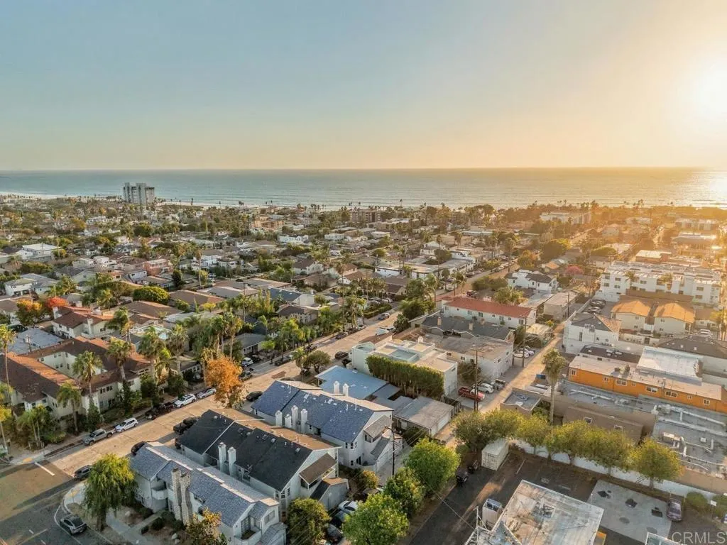 https://cdn.realtyfeed.com/cdn/127/307102857/94ec00f3ac8b8cfd559bced5f7c6ed0c.webp