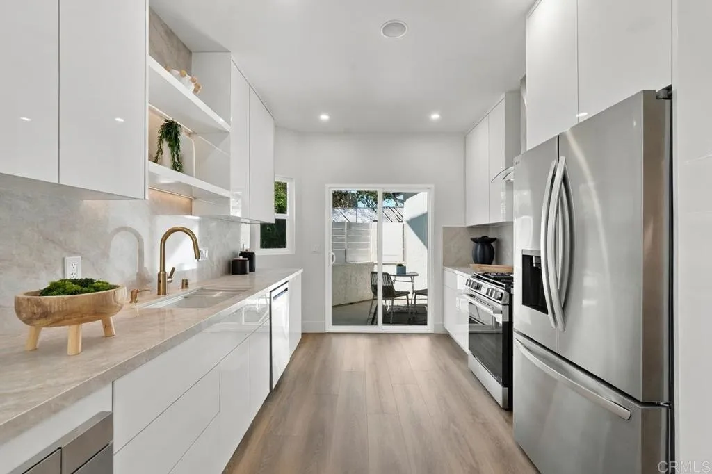 https://cdn.realtyfeed.com/cdn/127/307102857/a42117eab41dfc6fc39ebe4e3588554d.webp