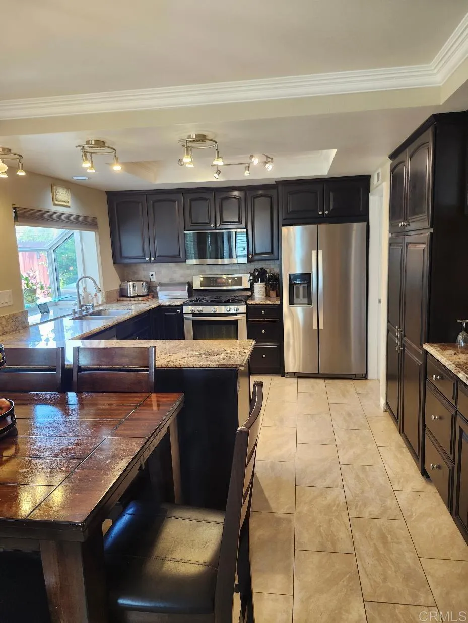 https://cdn.realtyfeed.com/cdn/127/307102866/42ee45e440ab70425da9ce336eb74fec.webp