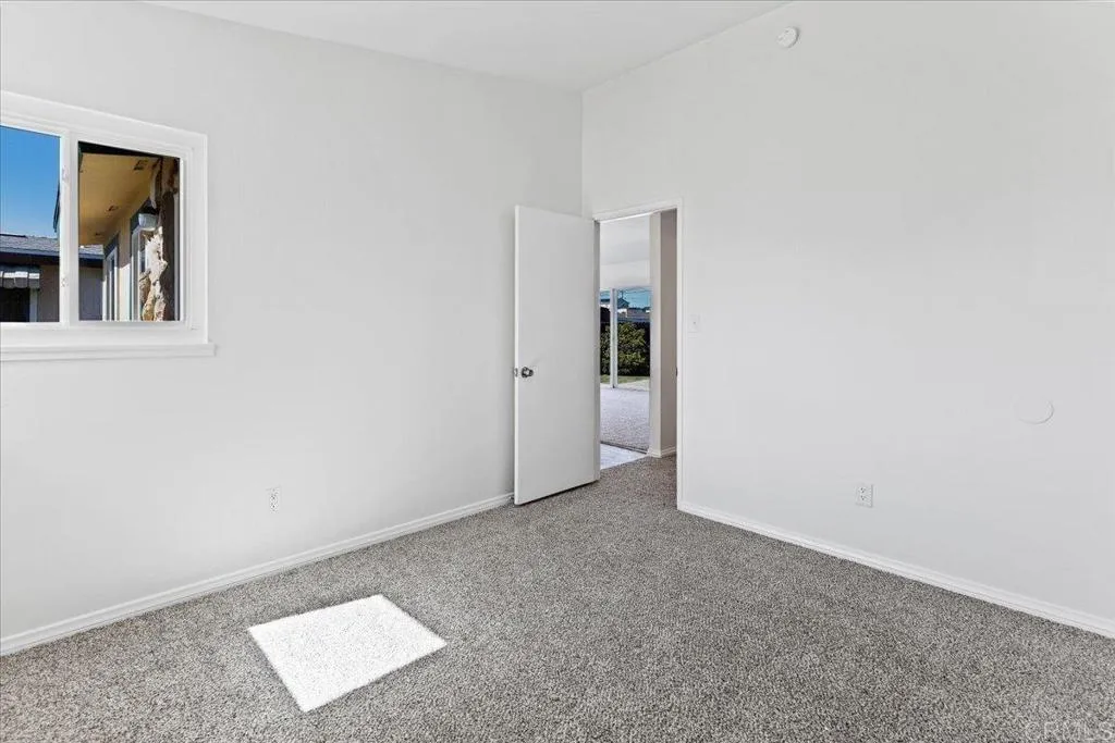 2224 Hemlock Avenue, San Diego, CA 92154 2224 Hemlock Avenue, San Diego, CA 92154