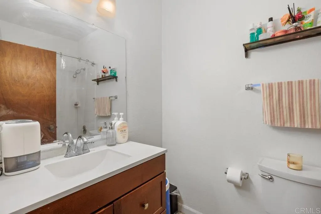 8332 Regents Road, #2F, San Diego, CA 92122 8332 Regents Road, #2F, San Diego, CA 92122