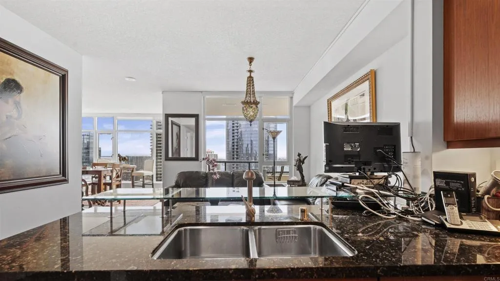 https://cdn.realtyfeed.com/cdn/127/307103105/598ae66b08562ad68fe542a863fcb992.webp