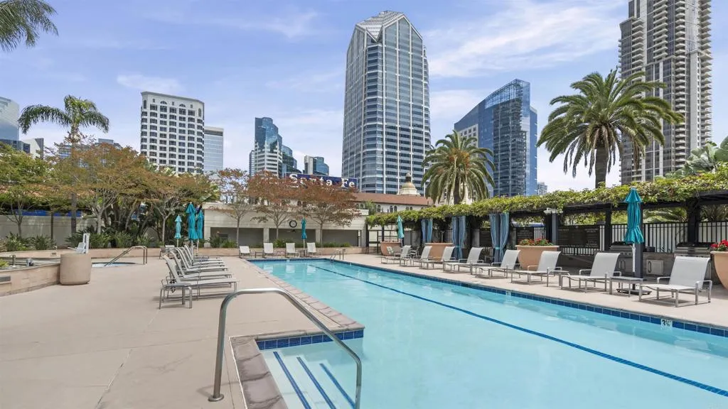 https://cdn.realtyfeed.com/cdn/127/307103105/6781b2a2ae3ef83a3cc602cede142ae7.webp