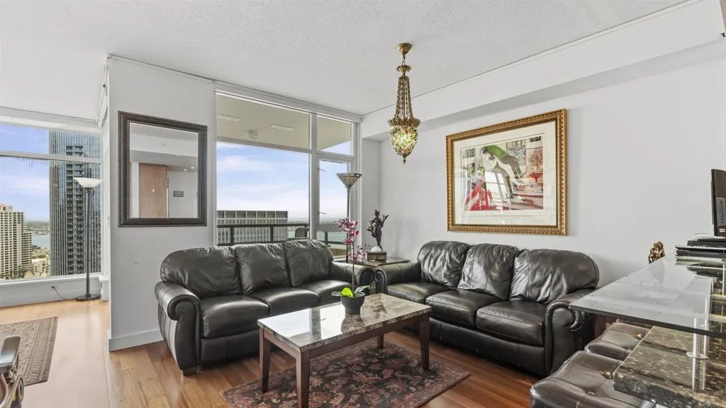 https://cdn.realtyfeed.com/cdn/127/307103105/8069e57f0a392d08869f77d2ce480de4.webp