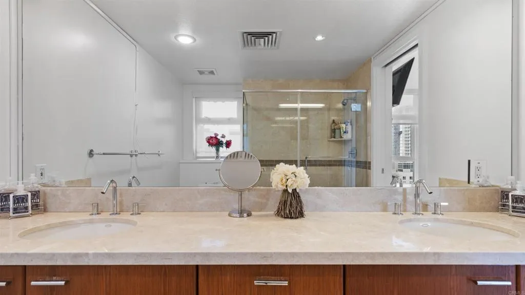 https://cdn.realtyfeed.com/cdn/127/307103105/9033066491d7a86e293ca345f37b7dcd.webp