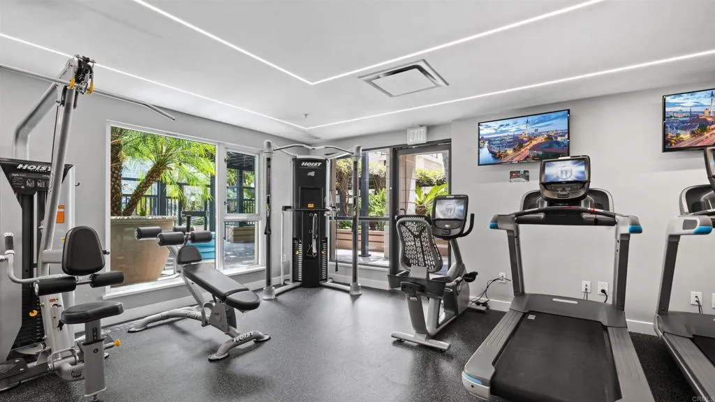 https://cdn.realtyfeed.com/cdn/127/307103105/a611fbb146168129787d6061bfc8e475.webp