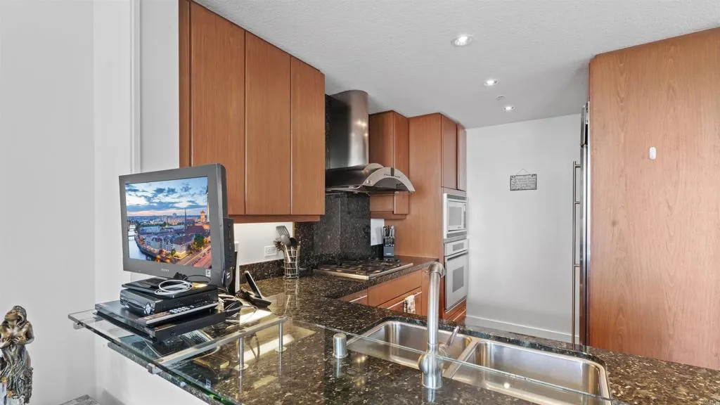 https://cdn.realtyfeed.com/cdn/127/307103105/a8e8a09ea55c737d17aff7146c609b70.webp