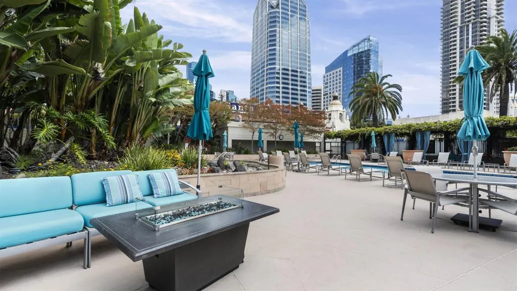 https://cdn.realtyfeed.com/cdn/127/307103105/f0ef72fa4b01cf2b74fa3ce4baed32ac.webp