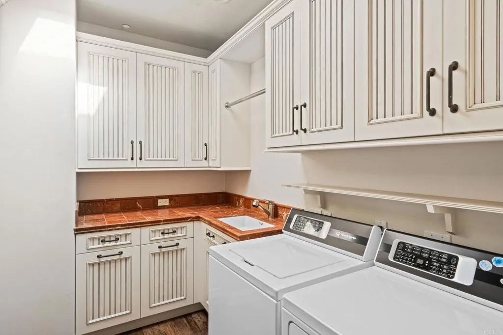 https://cdn.realtyfeed.com/cdn/127/307103169/31d1cfb3a1f02d9e7d6845247eb40051.webp