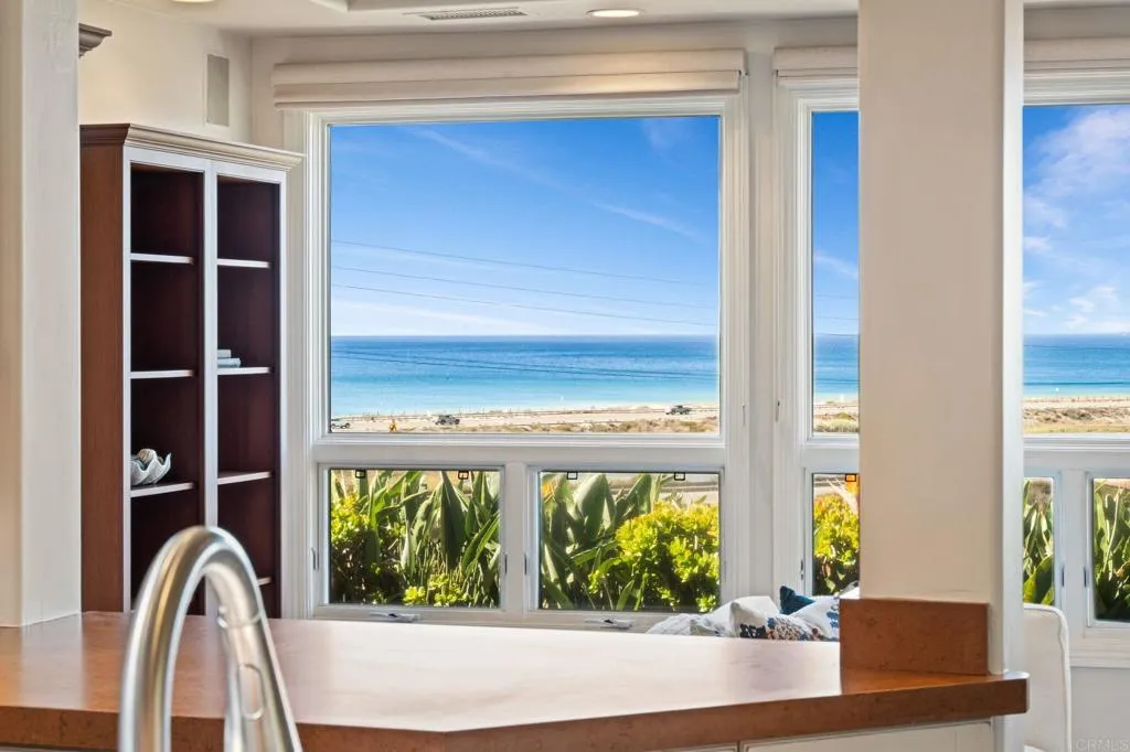 https://cdn.realtyfeed.com/cdn/127/307103169/3a409608283b529ce4f964daae9e7e7a.webp