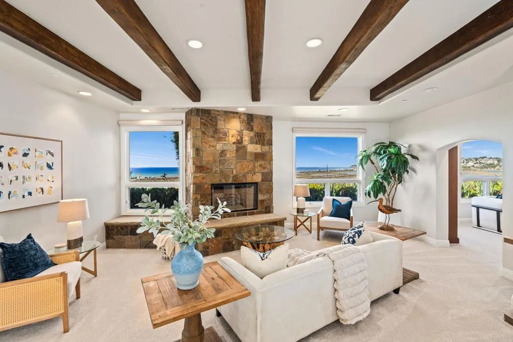 https://cdn.realtyfeed.com/cdn/127/307103169/45f998af098e4a1fbef7c253116610ca.webp
