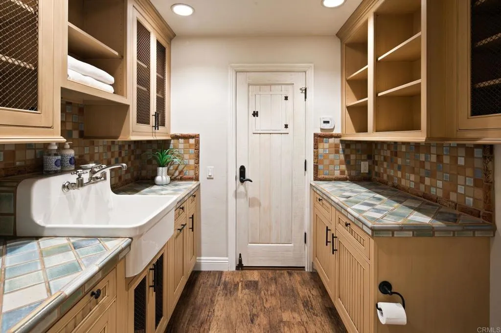 https://cdn.realtyfeed.com/cdn/127/307103169/59db0703aff94b95e36352b7c86226ed.webp