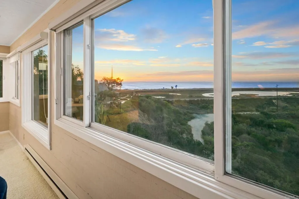 https://cdn.realtyfeed.com/cdn/127/307103169/984740e21477390711334ee86d9b6178.webp